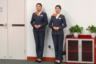 礼仪塑形 服务铸魂——磁浮公司开展客运服务礼仪专题培训